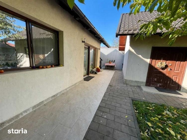 Casa Franceza de vanzare - 5