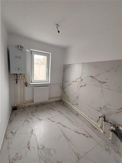 Apartament cu 2 camere semidecomandat în Tomis Nord