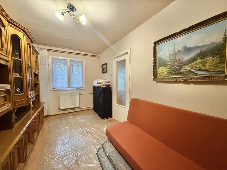 Apartament cu 2 camere nedecomandat, mobilat în Dacia