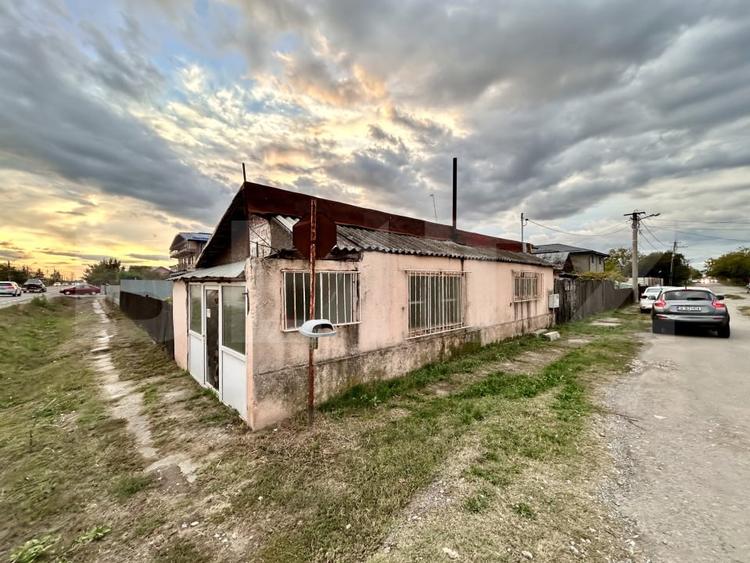 Teren Construcții intravilan de 400 mp, în Vest