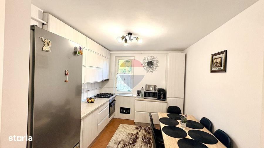 Apartament cu 4 camere în Central