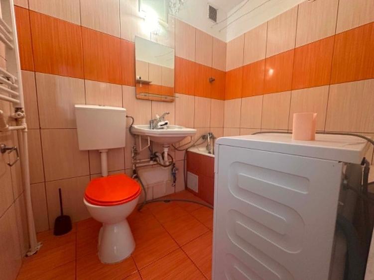 Aproape de Prospero Girocului. Etaj intermediar. Mobilat. - 10