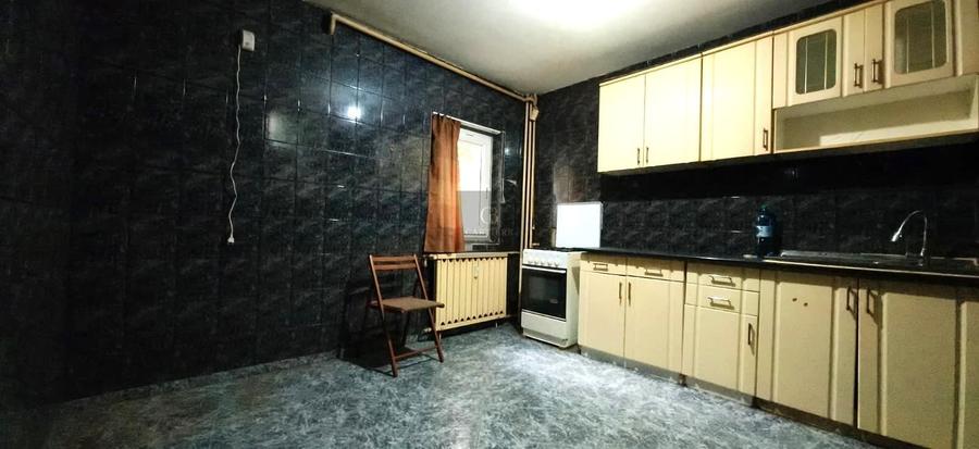 Apartament cu 2 camere decomandat în Colentina