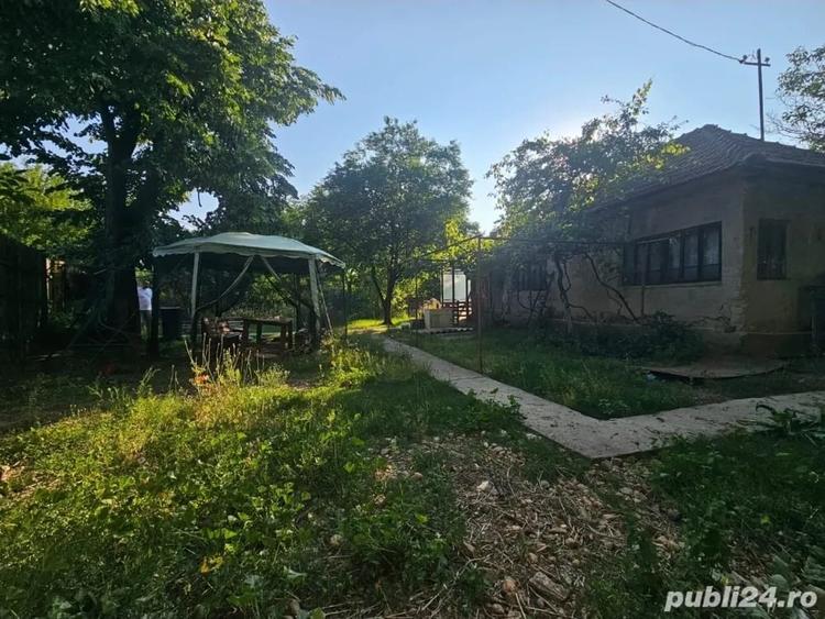 Casă cu 3 camere în Central