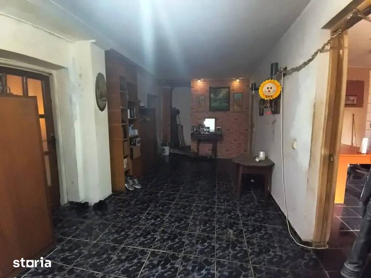 Casă cu 4 camere cu Teren 141 Mp în Grivița