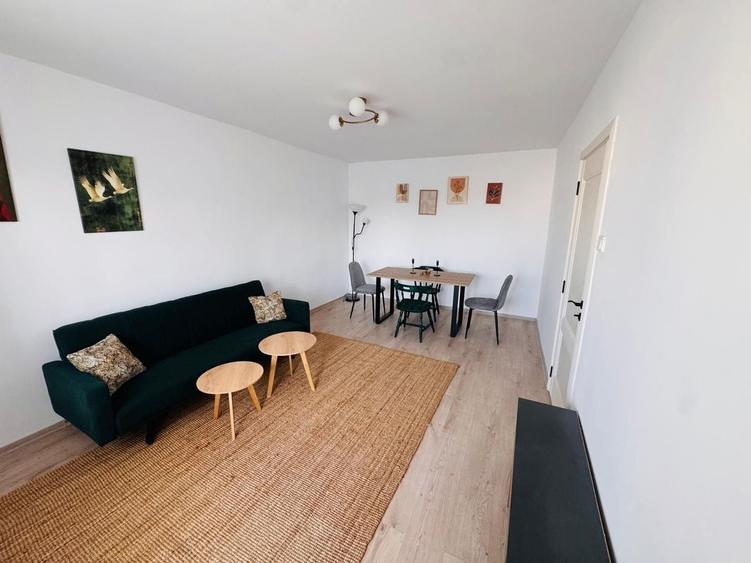 Apartament cu 2 camere decomandat în Crângași