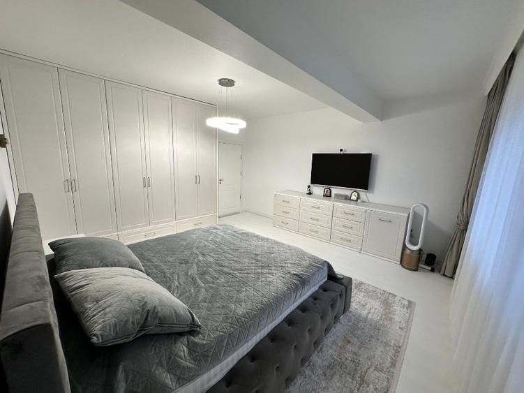 Apartament cu 2 camere decomandat, mobilat în Central