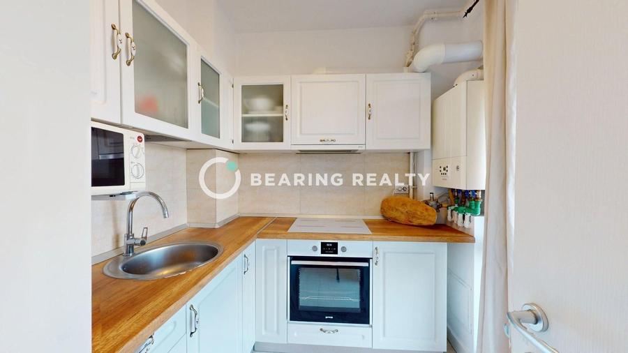 Apartament cu 2 camere semidecomandat, mobilat în Nord