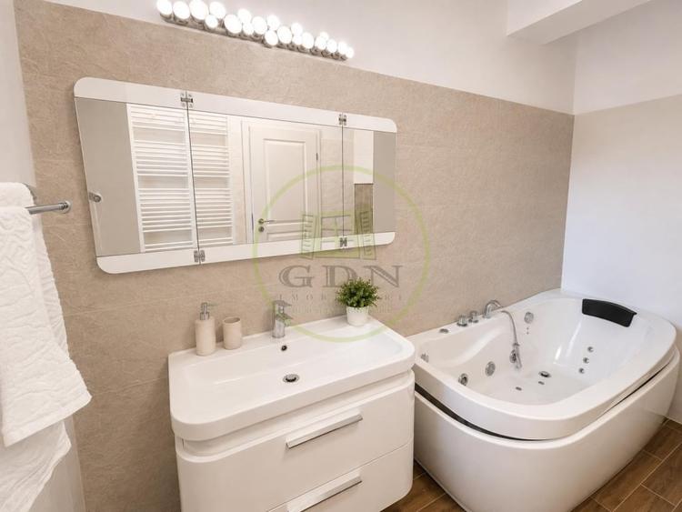 Apartament cu 3 camere semidecomandat, mobilat în Aviației