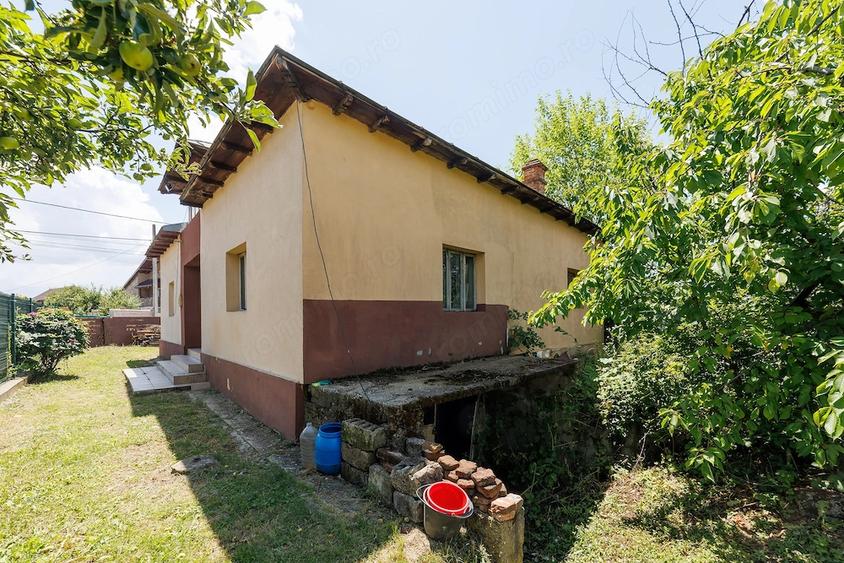 Casă cu Teren 889 Mp în Prundu