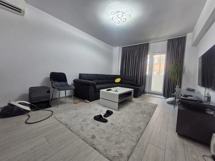 Apartament cu 2 camere semidecomandat în Moșilor