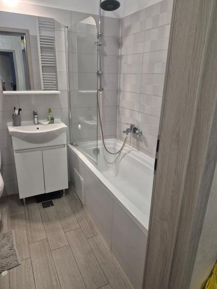 Apartament cu 2 camere decomandat în Militari