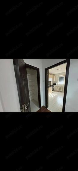 Apartament cu 2 camere decomandat în Apărătorii Patriei
