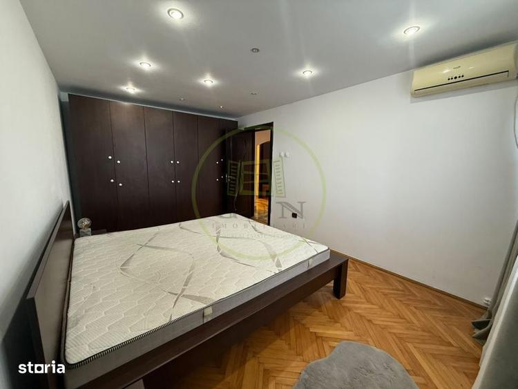 Apartament cu 3 camere decomandat în Calea București