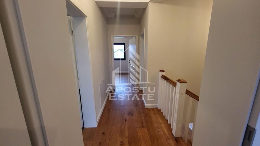 Duplex cu 4 camere cu Canalizare în Mehala
