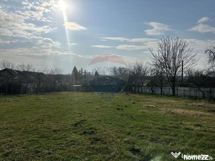 Casă cu 3 camere cu Teren 2609 Mp în Bârgăuani