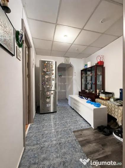 Apartament cu 2 camere decomandat în Aviației