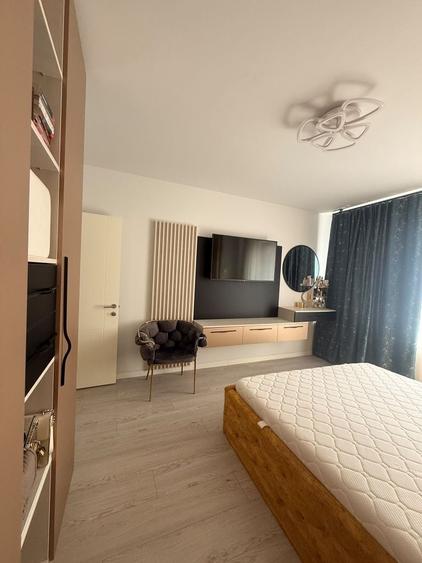 Apartament cu 2 camere decomandat în Palazu Mare