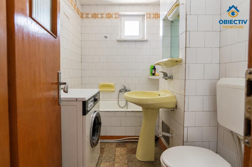 Apartament cu 3 camere decomandat în Central