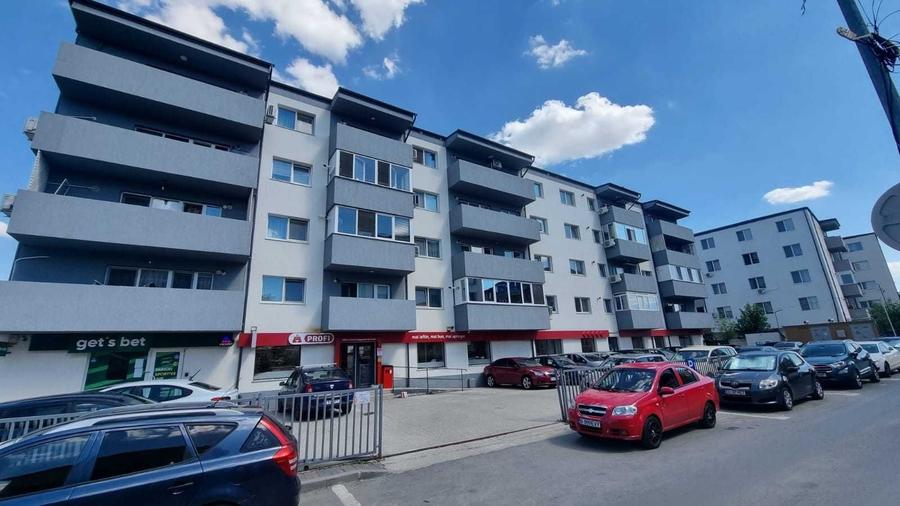 Apartament cu 2 camere decomandat în Titan