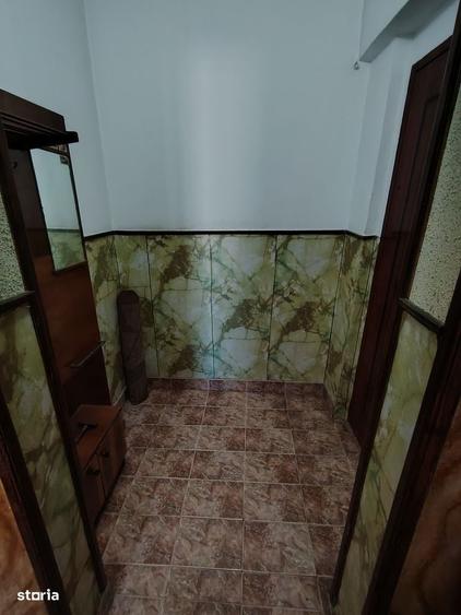 Apartament cu 2 camere decomandat în Radu Negru