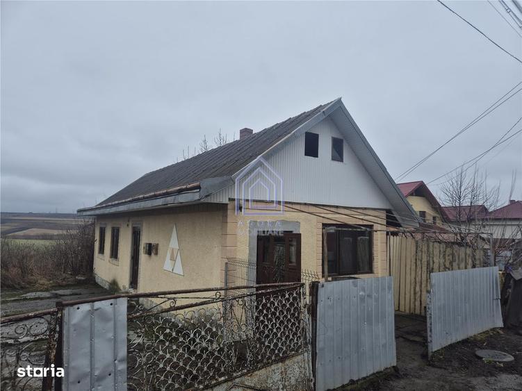 Casă cu 2 camere cu Teren 100 Mp în Moara