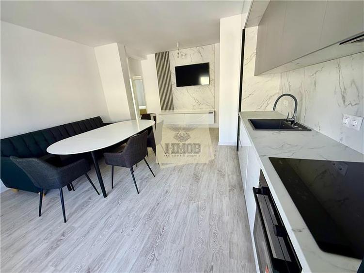 Apartament cu 3 camere decomandat, mobilat în Exterior Sud