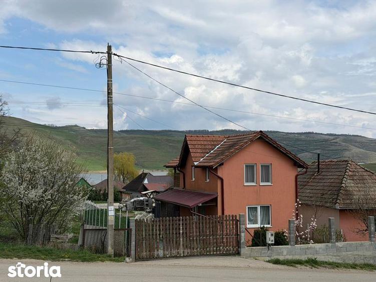 Casă cu 3 camere cu Teren 56 Mp în Suatu