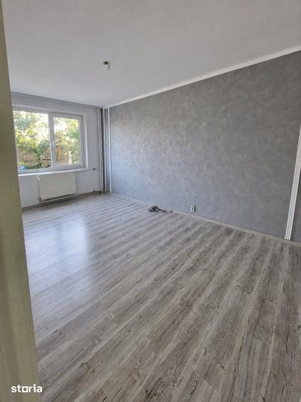OCAZIE --- Apartament 3 camere 67.6 mp, Rahova - Parc Pecineaga - 7