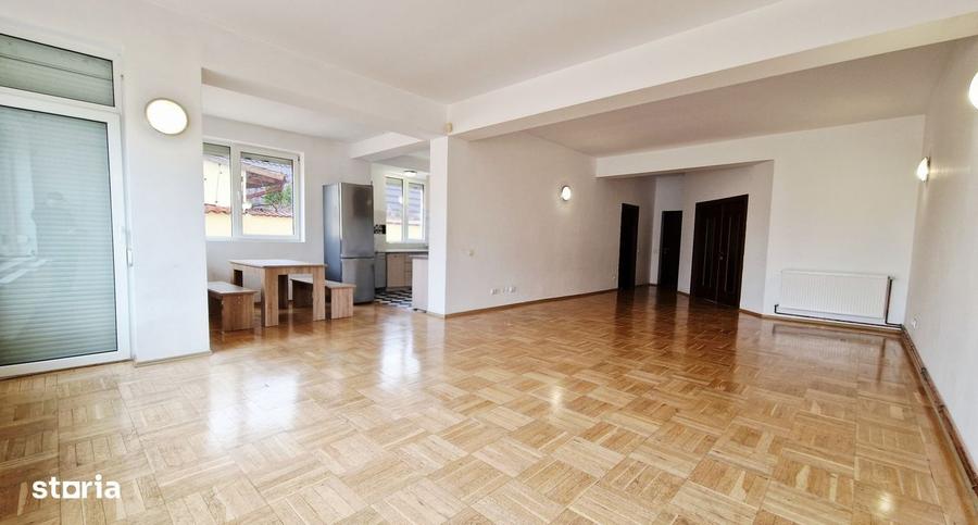 Casă cu 4 camere cu Teren 544 Mp în Dămăroaia