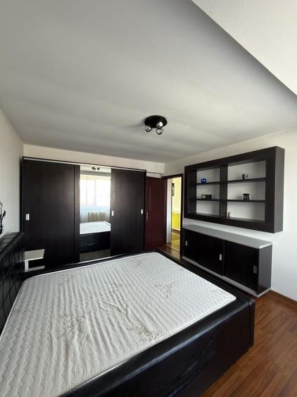 Apartament cu 2 camere decomandat în Ghiroda