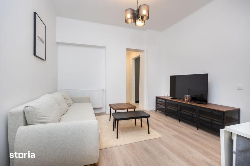 Apartament cu 3 camere, mobilat în Decebal