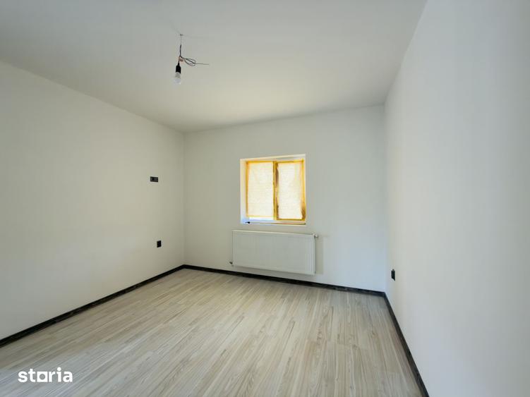 Casă cu 3 camere cu Teren 350 Mp în Săcălaz