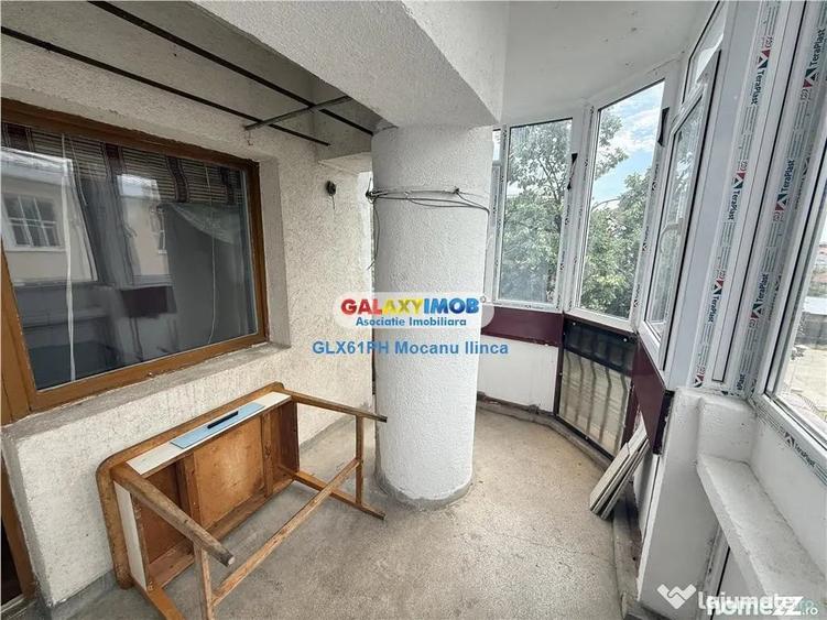 Apartament cu 3 camere decomandat în Republicii