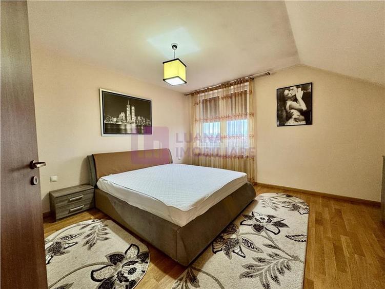 Apartament cu 3 camere decomandat, mobilat în Aeroport