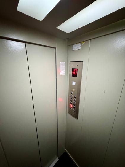 Garsonieră decomandată în Drumul Taberei
