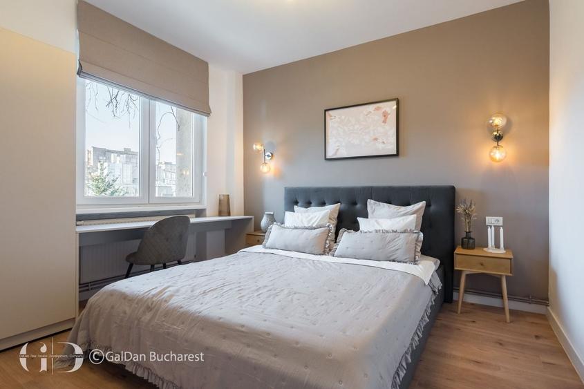 Apartament cu 6 camere, mobilat în P-ța Universității