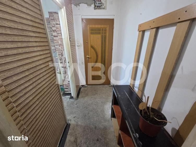 Apartament 2 camere semidecomandat zona Tudor Vladimirescu etaj 4 - 2