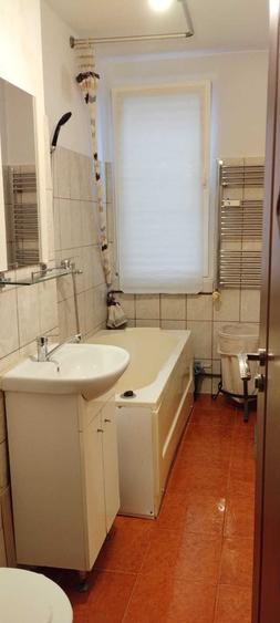 Garsonieră decomandată în Brâncoveanu