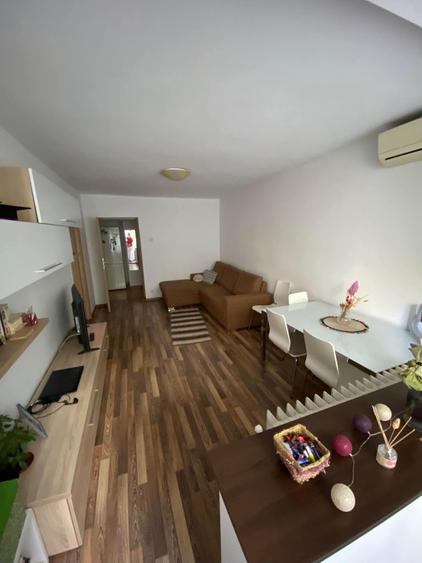 Apartament cu 2 camere circular în Bucur Obor