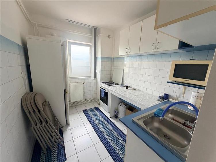 Apartament cu 2 camere decomandat, mobilat în Alexandru cel Bun