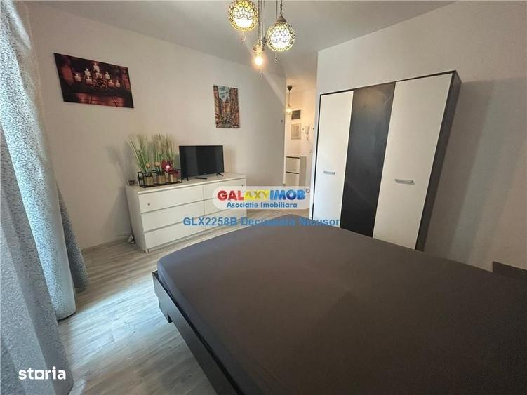 Garsonieră în Roșu
