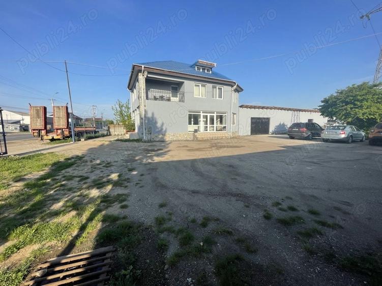 Spațiu comercial, de 400 mp, în Exterior Vest