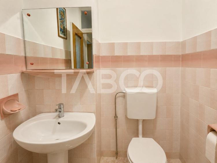 Apartament cu 3 camere decomandat, mobilat în Terezian