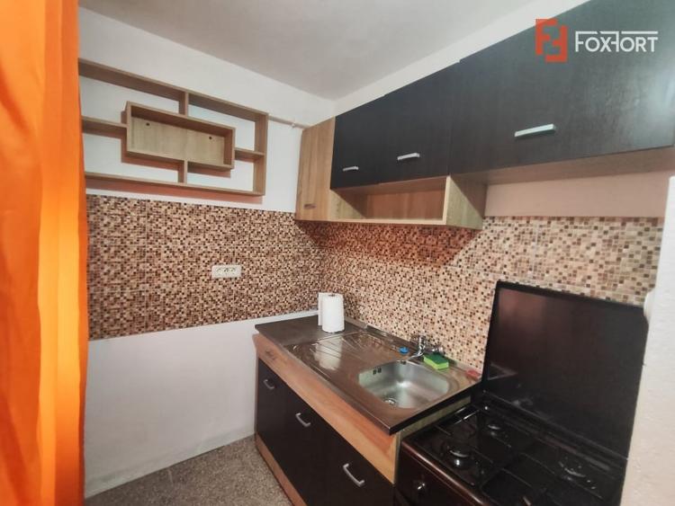 Apartament cu 2 camere semidecomandat, mobilat în Fortuna