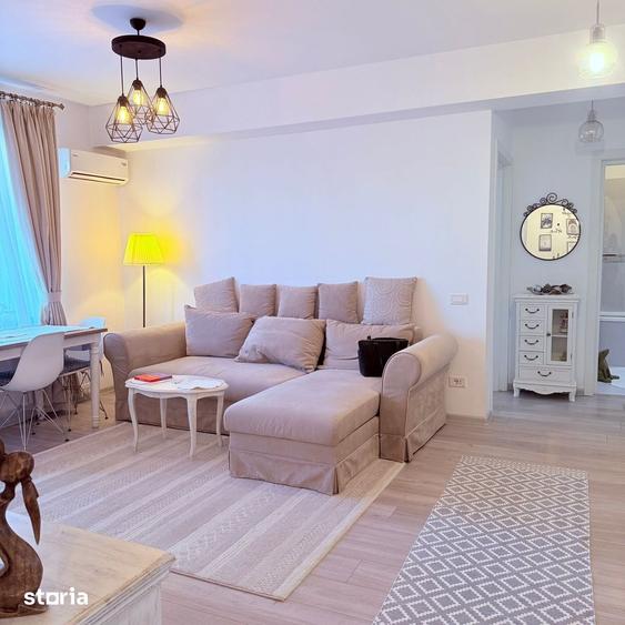 Apartament cu 2 camere semidecomandat, mobilat în Sud