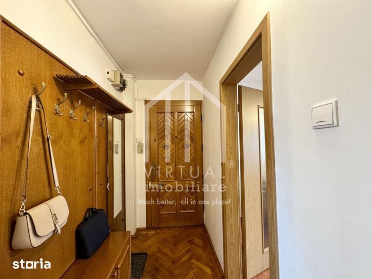 Apartament cu 4 camere decomandat, mobilat în Ștrand