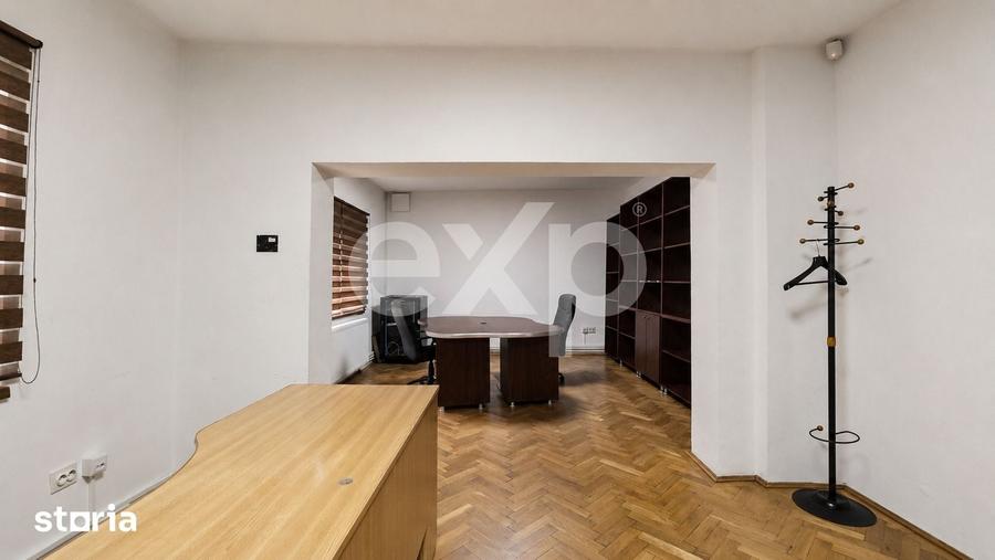 Apartament cu 3 camere în Tractorul