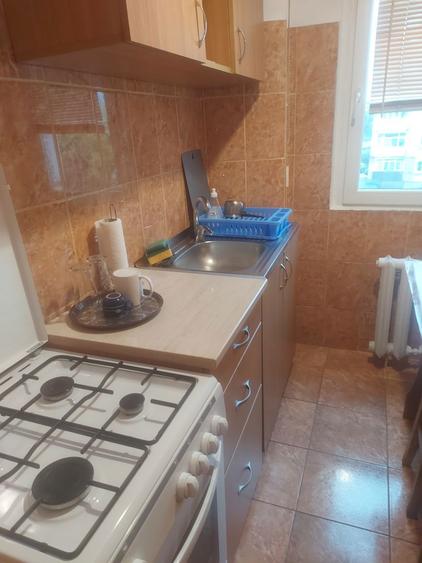 Garsonieră decomandată în Zăvoi