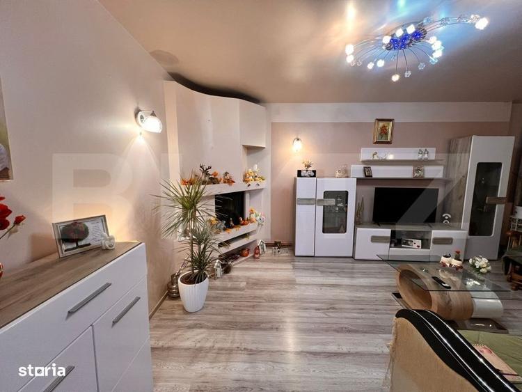 Apartament cu 4 camere decomandat în Rișca